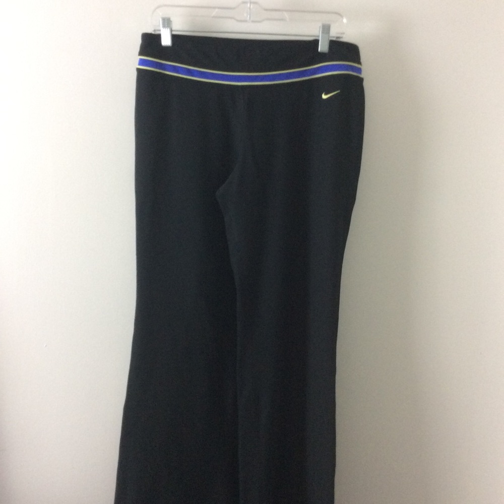 Nike Fit Dry Yoga Pants Size Large